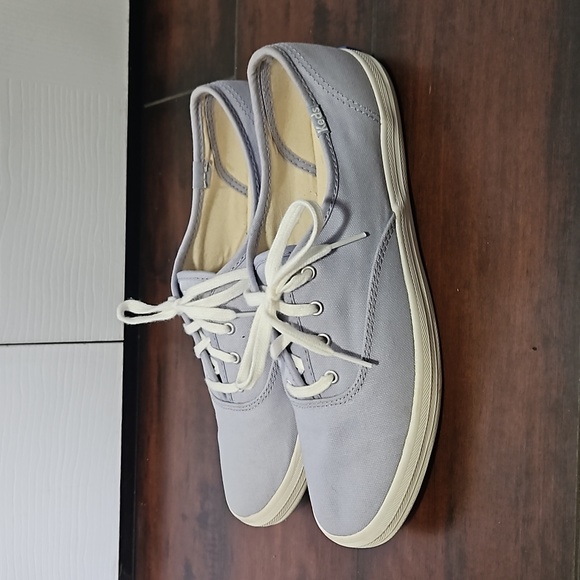 Blue Keds - Picture 2 of 4